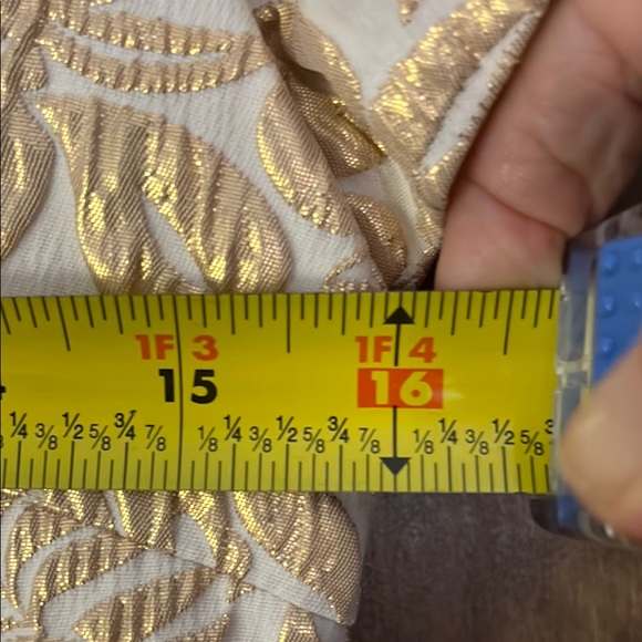 J. McLaughlin Champagne Metallic Palm Leaf Dress with Cap Sleeves V-Neck - Picture 4 of 9